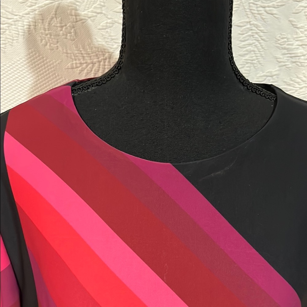 Trina Turk Pink and Black Geometric Dress, size 14 - Picture 4 of 12